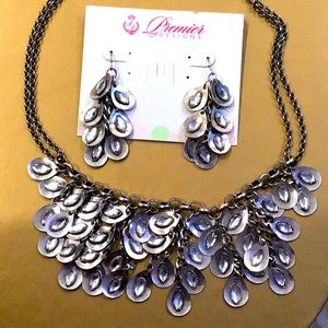 Premier designs  18 inch adjustable necklace with earrings Crystal Falls set